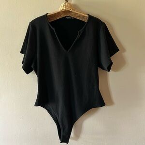 Nasty gal black ribbed v neck bodysuit size 18